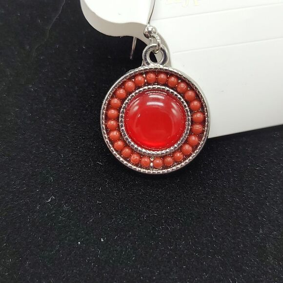 🔹️NWT Charming Charlie Red & Silver Necklace & Earring Set - Picture 6 of 7